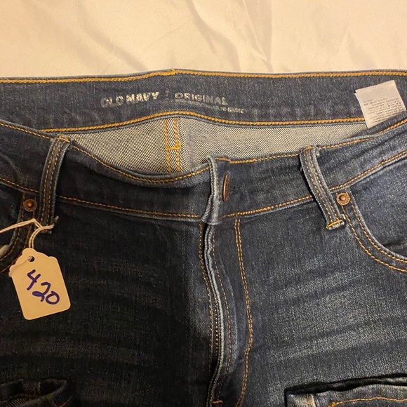 EUC Old Navy Original denim jeans. Size 10. - Picture 9 of 9